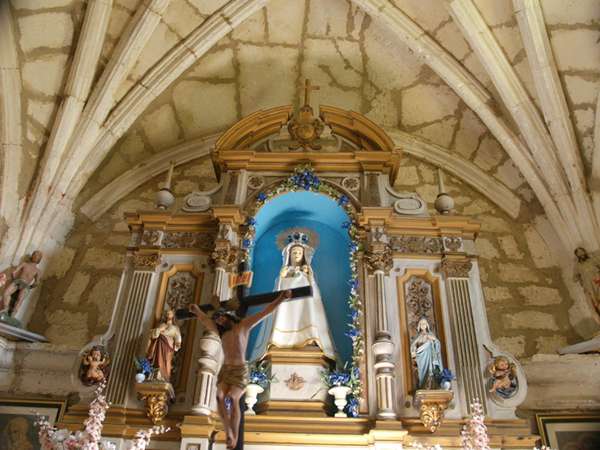 Imagen de la patrona, en el interior de la ermita que se encuentra en el despoblado de Sotobrín.